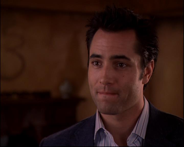 Charmed-Online-dot-816EngagedAndConfused1101.jpg Charmed-Online-dot-816EngagedAndConfused1101.jpg