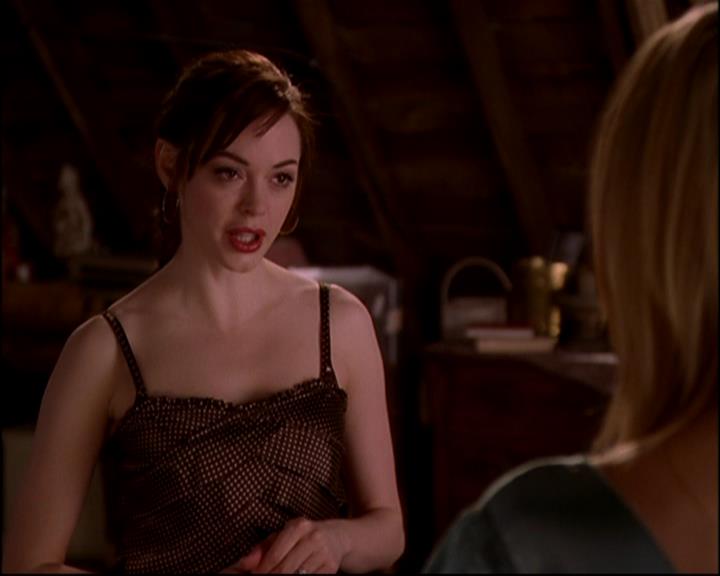 Charmed-Online-dot-816EngagedAndConfused1178.jpg Charmed-Online-dot-816EngagedAndConfused1178.jpg