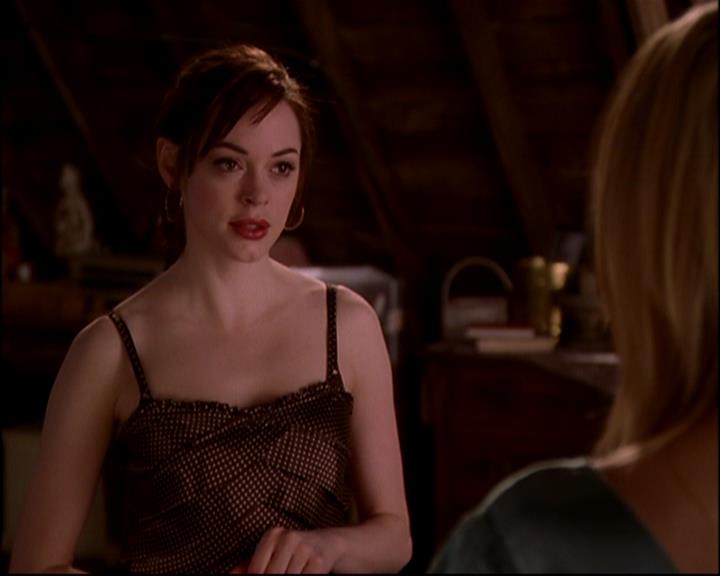 Charmed-Online-dot-816EngagedAndConfused1179.jpg Charmed-Online-dot-816EngagedAndConfused1179.jpg