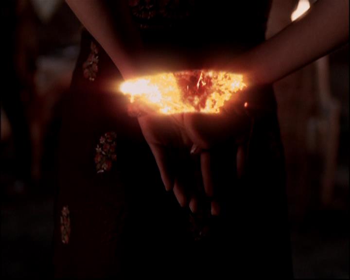 Charmed-Online-dot-816EngagedAndConfused1224.jpg Charmed-Online-dot-816EngagedAndConfused1224.jpg