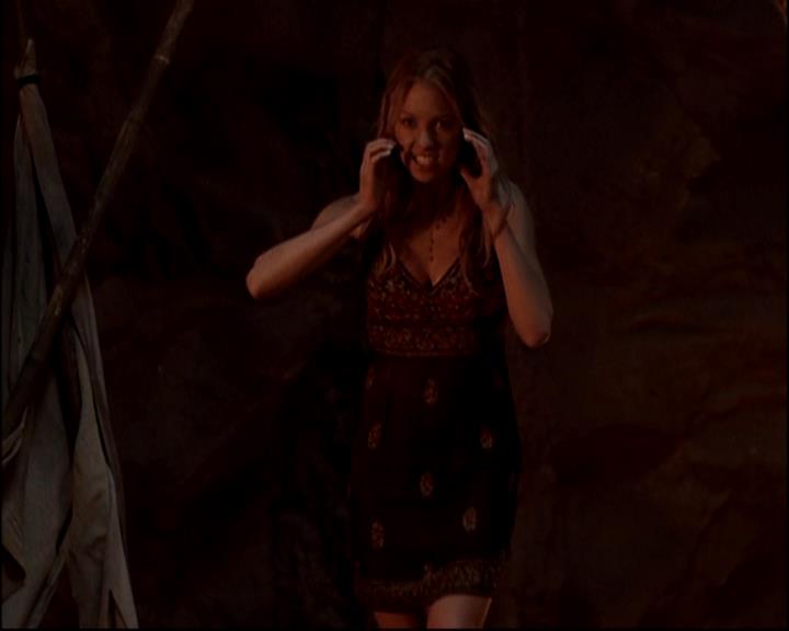 Charmed-Online-dot-816EngagedAndConfused1235.jpg Charmed-Online-dot-816EngagedAndConfused1235.jpg