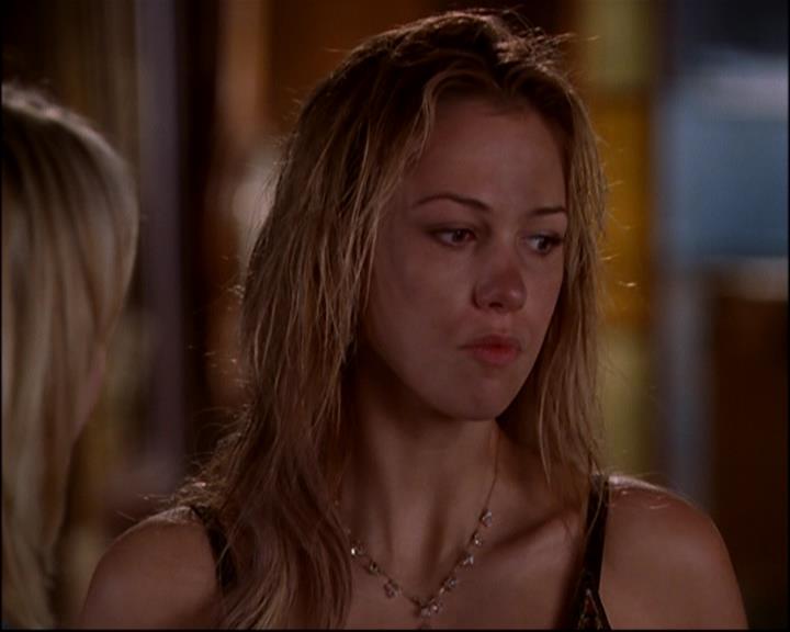 Charmed-Online-dot-816EngagedAndConfused1275.jpg Charmed-Online-dot-816EngagedAndConfused1275.jpg