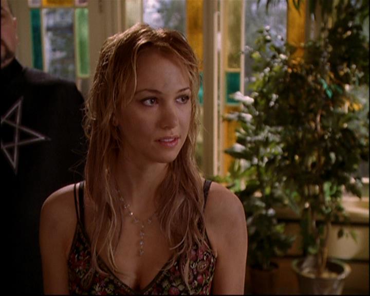 Charmed-Online-dot-816EngagedAndConfused1320.jpg Charmed-Online-dot-816EngagedAndConfused1320.jpg