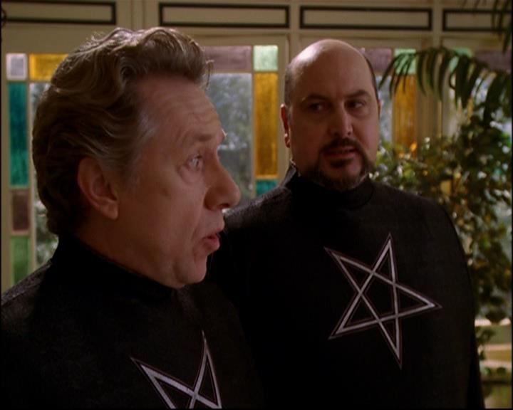 Charmed-Online-dot-816EngagedAndConfused1338.jpg Charmed-Online-dot-816EngagedAndConfused1338.jpg