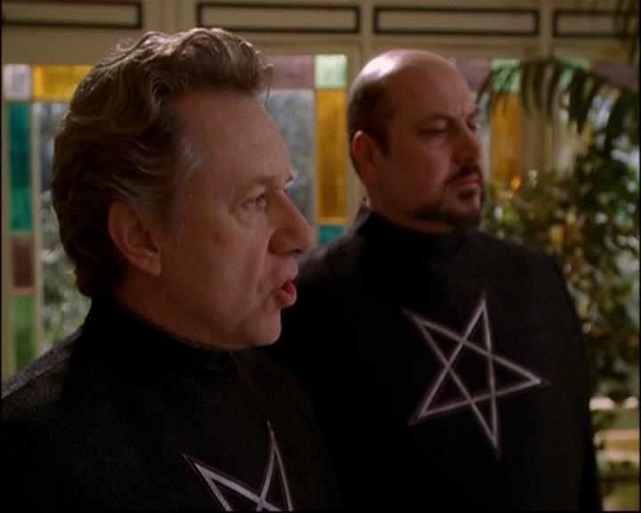 Charmed-Online-dot-816EngagedAndConfused1352.jpg Charmed-Online-dot-816EngagedAndConfused1352.jpg