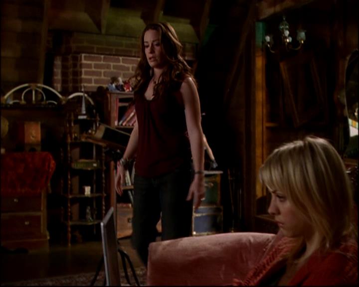 Charmed-Online-dot-816EngagedAndConfused1416.jpg Charmed-Online-dot-816EngagedAndConfused1416.jpg
