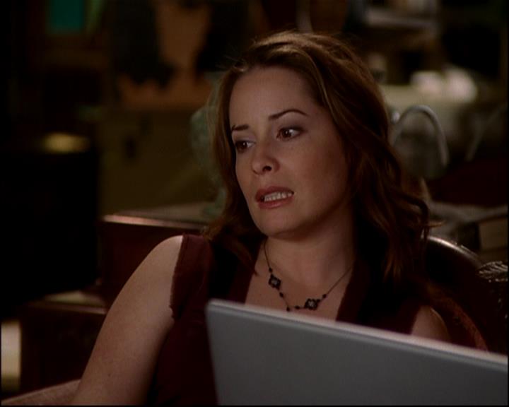 Charmed-Online-dot-816EngagedAndConfused1461.jpg