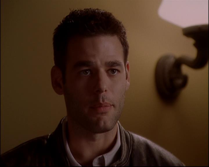 Charmed-Online-dot-816EngagedAndConfused1616.jpg Charmed-Online-dot-816EngagedAndConfused1616.jpg