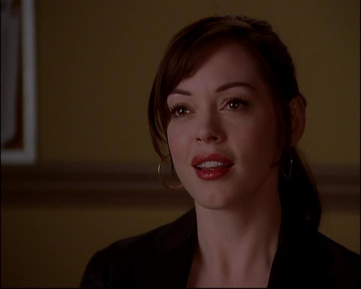 Charmed-Online-dot-816EngagedAndConfused1619.jpg Charmed-Online-dot-816EngagedAndConfused1619.jpg