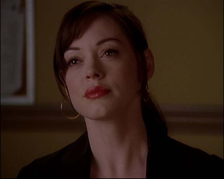 Charmed-Online-dot-816EngagedAndConfused1626.jpg Charmed-Online-dot-816EngagedAndConfused1626.jpg