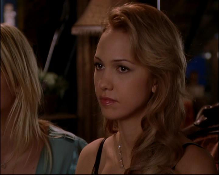 Charmed-Online-dot-816EngagedAndConfused1751.jpg Charmed-Online-dot-816EngagedAndConfused1751.jpg