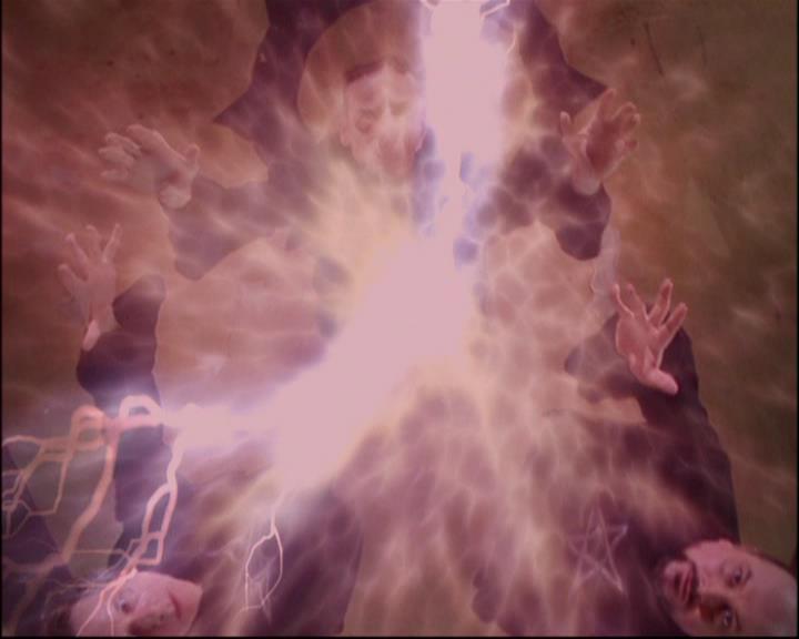 Charmed-Online-dot-816EngagedAndConfused1761.jpg Charmed-Online-dot-816EngagedAndConfused1761.jpg