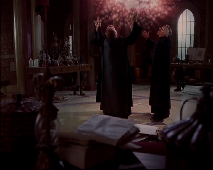 Charmed-Online-dot-816EngagedAndConfused1774.jpg Charmed-Online-dot-816EngagedAndConfused1774.jpg