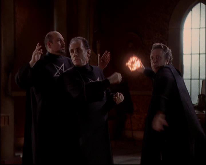 Charmed-Online-dot-816EngagedAndConfused1786.jpg Charmed-Online-dot-816EngagedAndConfused1786.jpg