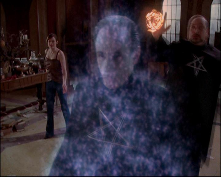 Charmed-Online-dot-816EngagedAndConfused1811.jpg Charmed-Online-dot-816EngagedAndConfused1811.jpg