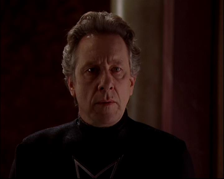 Charmed-Online-dot-816EngagedAndConfused1821.jpg Charmed-Online-dot-816EngagedAndConfused1821.jpg