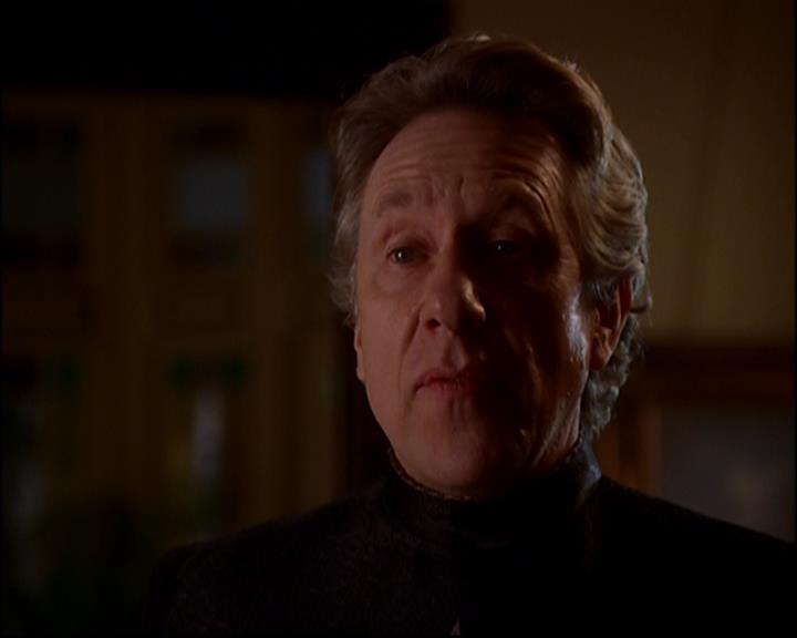 Charmed-Online-dot-816EngagedAndConfused1910.jpg Charmed-Online-dot-816EngagedAndConfused1910.jpg