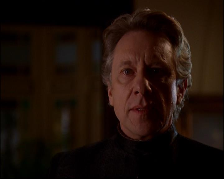 Charmed-Online-dot-816EngagedAndConfused1927.jpg Charmed-Online-dot-816EngagedAndConfused1927.jpg