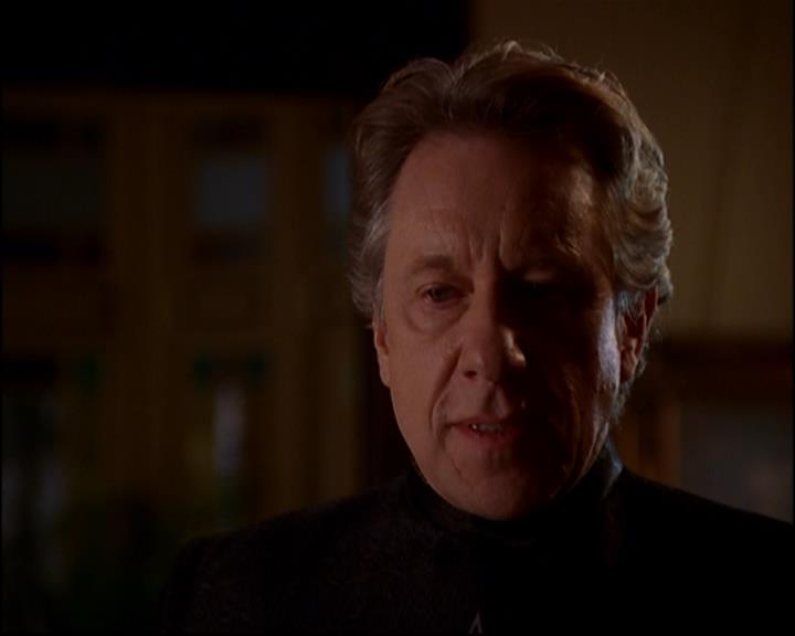 Charmed-Online-dot-816EngagedAndConfused1934.jpg Charmed-Online-dot-816EngagedAndConfused1934.jpg