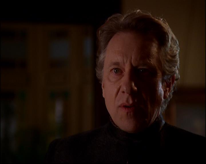 Charmed-Online-dot-816EngagedAndConfused1938.jpg Charmed-Online-dot-816EngagedAndConfused1938.jpg