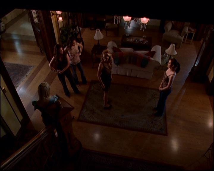 Charmed-Online-dot-816EngagedAndConfused1950.jpg Charmed-Online-dot-816EngagedAndConfused1950.jpg