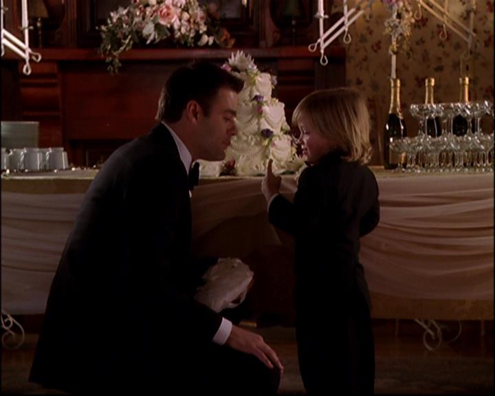 Charmed-Online-dot-816EngagedAndConfused2033.jpg Charmed-Online-dot-816EngagedAndConfused2033.jpg