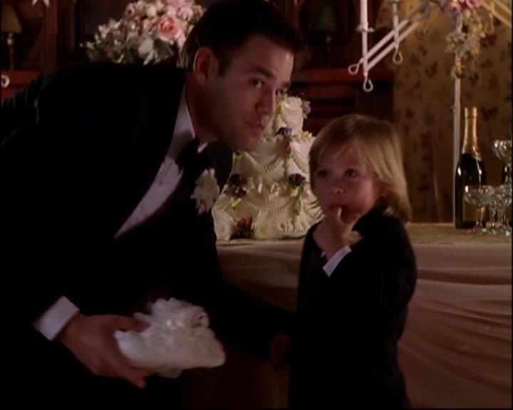 Charmed-Online-dot-816EngagedAndConfused2046.jpg Charmed-Online-dot-816EngagedAndConfused2046.jpg