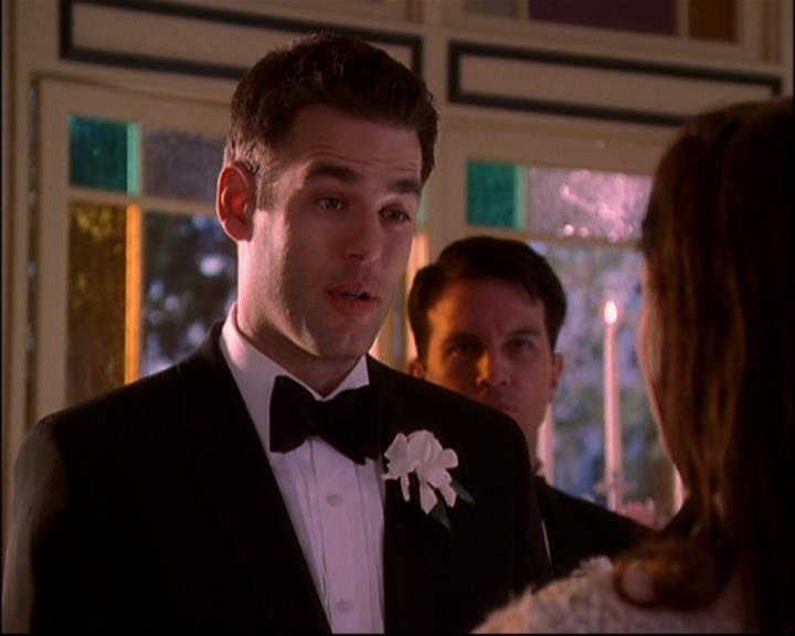 Charmed-Online-dot-816EngagedAndConfused2121.jpg Charmed-Online-dot-816EngagedAndConfused2121.jpg