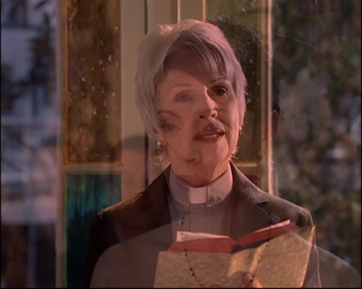 Charmed-Online-dot-816EngagedAndConfused2161.jpg Charmed-Online-dot-816EngagedAndConfused2161.jpg