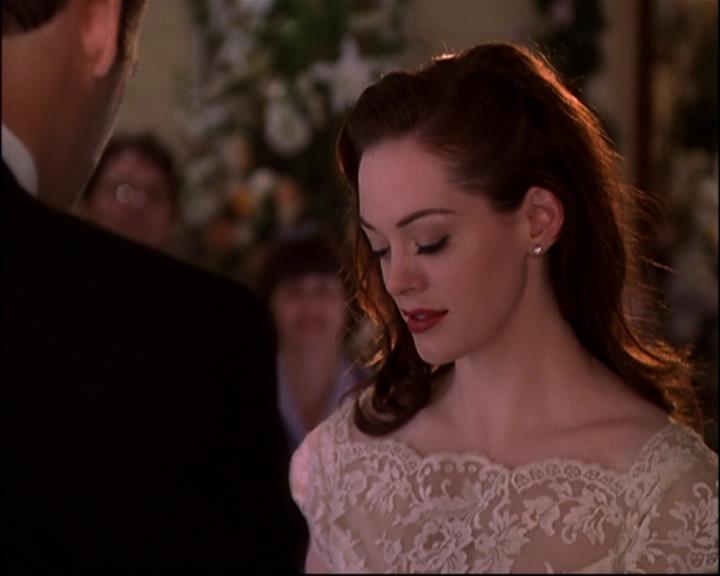 Charmed-Online-dot-816EngagedAndConfused2191.jpg Charmed-Online-dot-816EngagedAndConfused2191.jpg