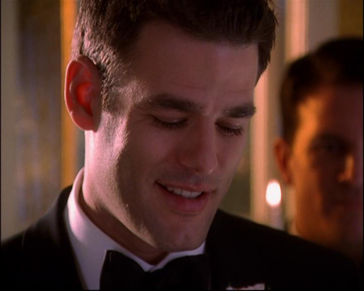 Charmed-Online-dot-816EngagedAndConfused2203.jpg Charmed-Online-dot-816EngagedAndConfused2203.jpg