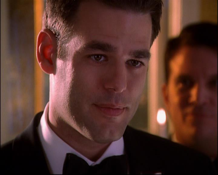 Charmed-Online-dot-816EngagedAndConfused2204.jpg Charmed-Online-dot-816EngagedAndConfused2204.jpg