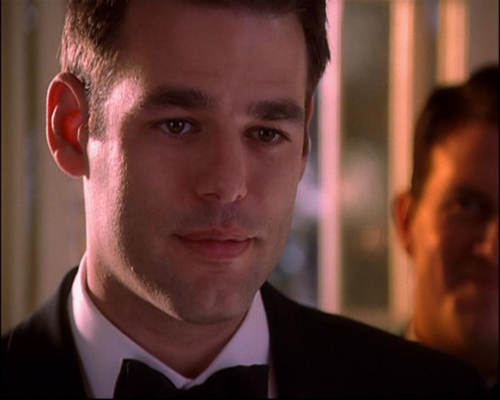 Charmed-Online-dot-816EngagedAndConfused2207.jpg Charmed-Online-dot-816EngagedAndConfused2207.jpg