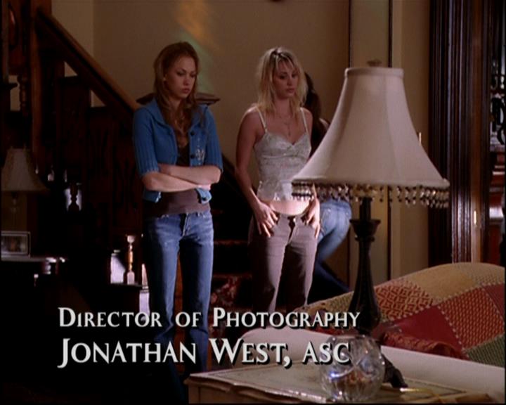 Charmed-Online-dot-817GenerationHex0230.jpg
