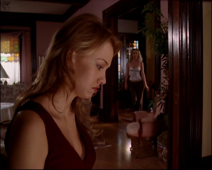Charmed-Online-dot-817GenerationHex0660.jpg