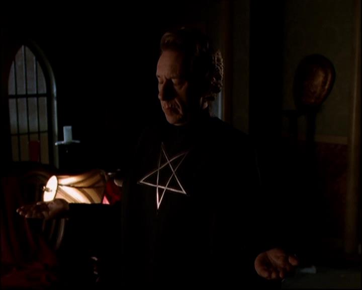 Charmed-Online-dot-817GenerationHex2242.jpg