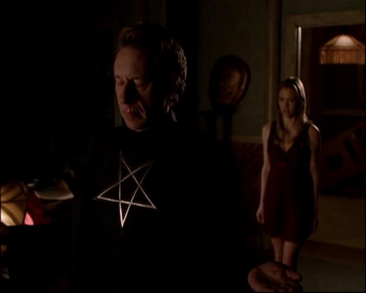 Charmed-Online-dot-817GenerationHex2246.jpg
