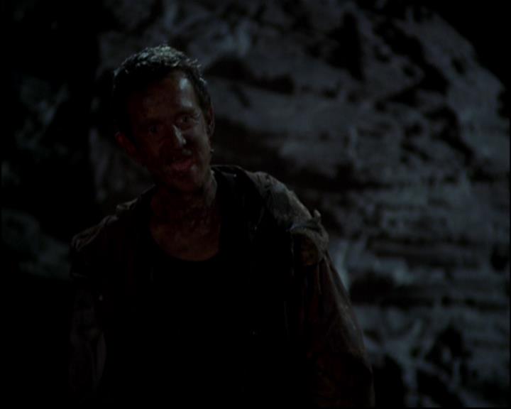 Charmed-Online-dot-818TheTornIdentity0348.jpg Charmed-Online-dot-818TheTornIdentity0348.jpg