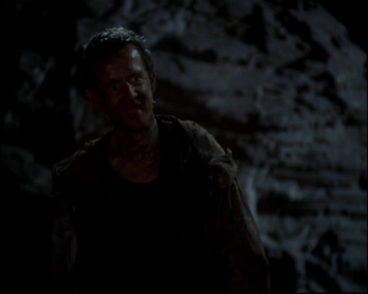 Charmed-Online-dot-818TheTornIdentity0351.jpg Charmed-Online-dot-818TheTornIdentity0351.jpg