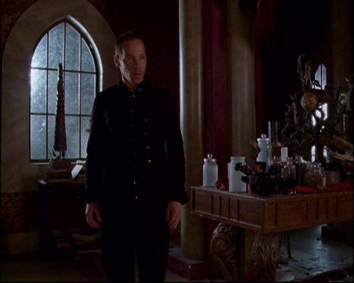 Charmed-Online-dot-818TheTornIdentity0894.jpg Charmed-Online-dot-818TheTornIdentity0894.jpg