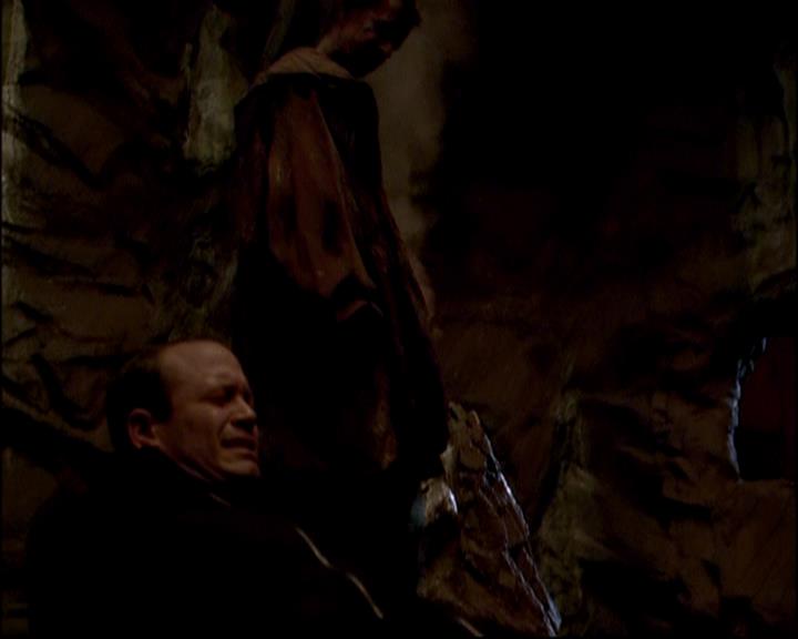 Charmed-Online-dot-818TheTornIdentity0967.jpg Charmed-Online-dot-818TheTornIdentity0967.jpg