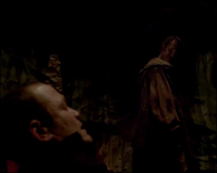 Charmed-Online-dot-818TheTornIdentity0971.jpg Charmed-Online-dot-818TheTornIdentity0971.jpg