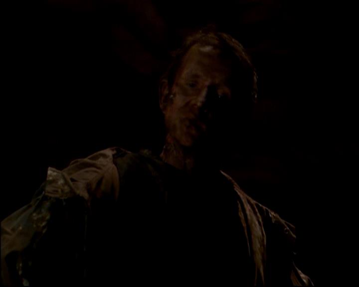 Charmed-Online-dot-818TheTornIdentity0985.jpg Charmed-Online-dot-818TheTornIdentity0985.jpg