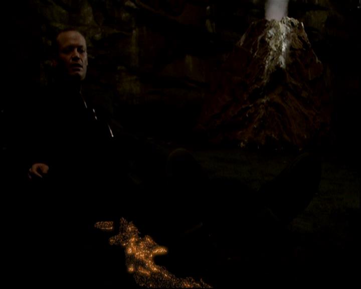 Charmed-Online-dot-818TheTornIdentity1011.jpg Charmed-Online-dot-818TheTornIdentity1011.jpg