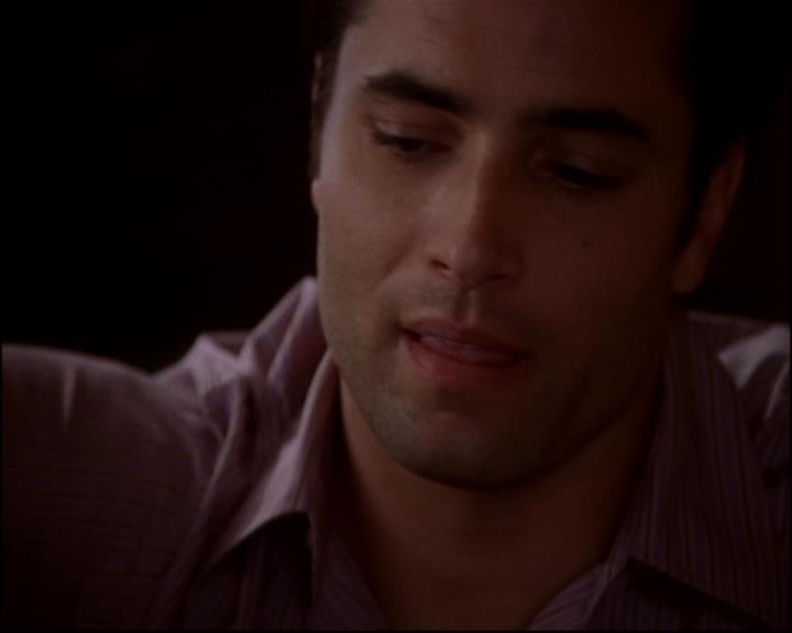 Charmed-Online-dot-818TheTornIdentity2008.jpg Charmed-Online-dot-818TheTornIdentity2008.jpg