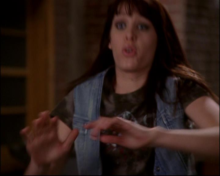 Charmed-Online-dot-819TheJungAndTheRestless0106.jpg Charmed-Online-dot-819TheJungAndTheRestless0106.jpg