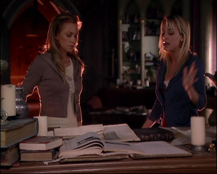 Charmed-Online-dot-819TheJungAndTheRestless0329.jpg