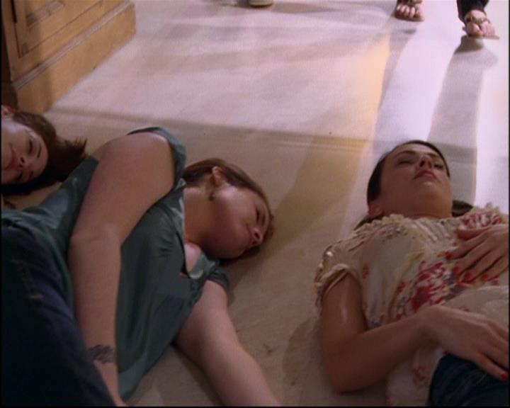Charmed-Online-dot-819TheJungAndTheRestless1242.jpg