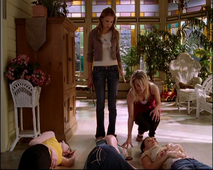 Charmed-Online-dot-819TheJungAndTheRestless1249.jpg
