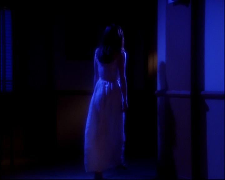 Charmed-Online-dot-819TheJungAndTheRestless1463.jpg Charmed-Online-dot-819TheJungAndTheRestless1463.jpg